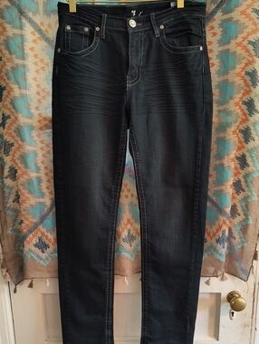 Skinny Jeans in Dark Indigo - Women's Stretch Skinny